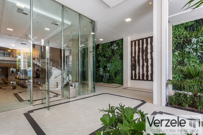 Imagem Apartamento com 4 Quartos à Venda, 310 m² em Centro - Balneário Camboriú Imagem Apartamento com 4 Quartos à Venda, 310 m² em Centro - Balneário Camboriú