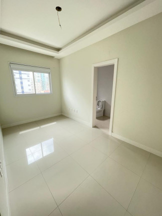 Imagem Apartamento com 4 Quartos à Venda, 180 m² em Meia Praia - Itapema