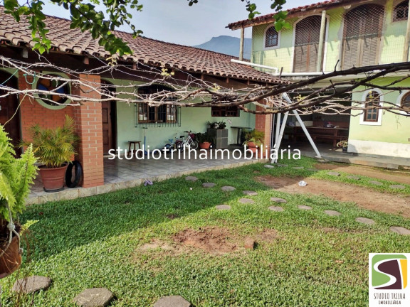 Imagem Casa com 4 Quartos à Venda, em Barra Velha - Ilhabela Imagem Casa com 4 Quartos à Venda, em Barra Velha - Ilhabela