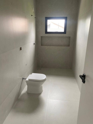 Imagem Sobrado com 3 Quartos à Venda, 841 m² em Jardim Portal Das Flores - Arapongas