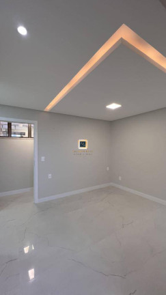 Imagem Casa com 4 Quartos à Venda, 339 m² em Cidade Alpha - Eusébio Imagem Casa com 4 Quartos à Venda, 339 m² em Cidade Alpha - Eusébio