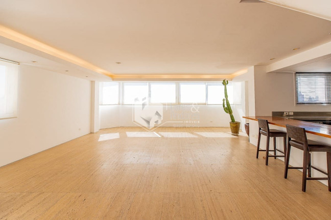 Imagem Imóvel com 2 Quartos à Venda, 182 m² em Vila Nova Conceição - São Paulo