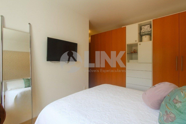 Imagem Apartamento com 2 Quartos à Venda, 81 m² em Auxiliadora - Porto Alegre Imagem Apartamento com 2 Quartos à Venda, 81 m² em Auxiliadora - Porto Alegre
