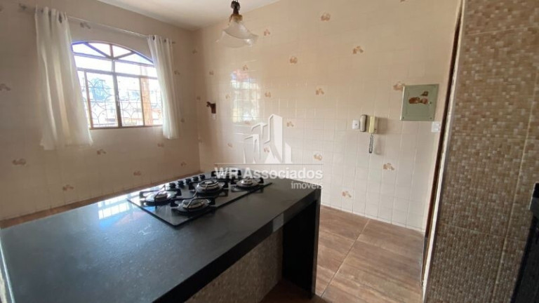 Imagem Casa com 4 Quartos à Venda, 480 m²