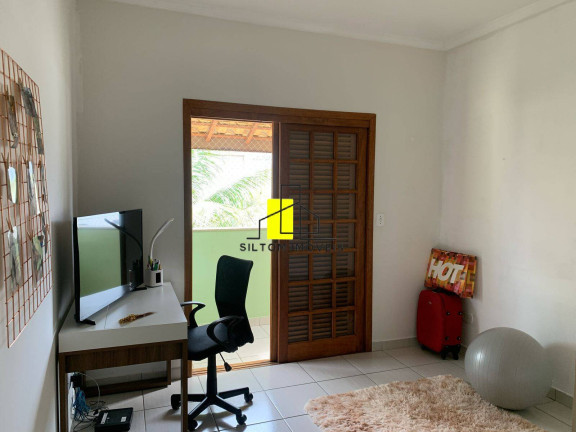 Imagem Casa de Condomínio com 3 Quartos à Venda, 220 m² em Loteamento Residencial Porto Seguro - Tremembé Imagem Casa de Condomínio com 3 Quartos à Venda, 220 m² em Loteamento Residencial Porto Seguro - Tremembé