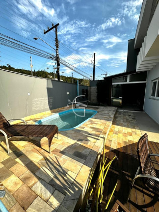 Imagem Casa com 3 Quartos à Venda, 193 m² em Saguaçu - Joinville Imagem Casa com 3 Quartos à Venda, 193 m² em Saguaçu - Joinville