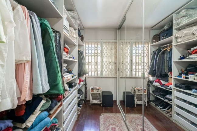 Imagem Imóvel com 3 Quartos à Venda, em Chácara Das Pedras - Porto Alegre Imagem Imóvel com 3 Quartos à Venda, em Chácara Das Pedras - Porto Alegre