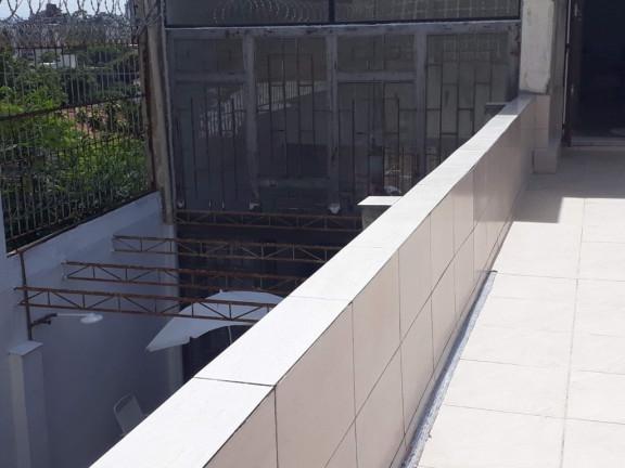 Imagem Casa com 4 Quartos à Venda, em Menino Deus - Porto Alegre Imagem Casa com 4 Quartos à Venda, em Menino Deus - Porto Alegre