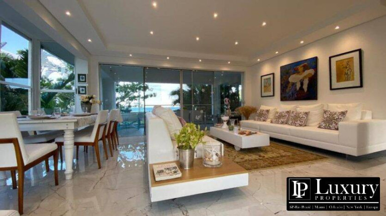 Imagem Casa com 7 Quartos à Venda, em Praia Brava - Florianópolis Imagem Casa com 7 Quartos à Venda, em Praia Brava - Florianópolis