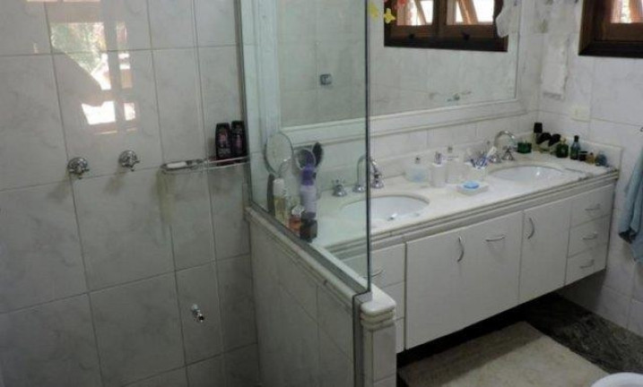 Imagem Casa com 5 Quartos à Venda, 530 m² em Chácara Vale Do Rio Cotia - Carapicuíba