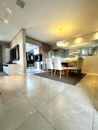 Imagem Casa com 3 Quartos à Venda, 193 m² em Saguaçu - Joinville Imagem Casa com 3 Quartos à Venda, 193 m² em Saguaçu - Joinville