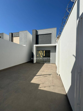 Imagem Casa com 3 Quartos à Venda, 130 m² em Vila Campos - Montes Claros