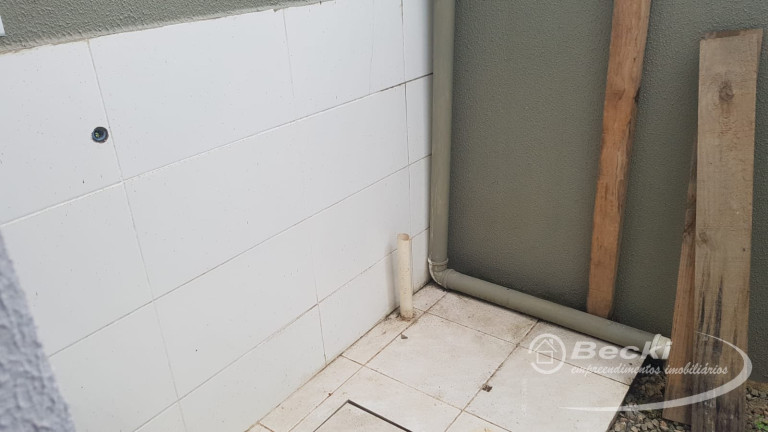 Imagem Casa com 2 Quartos para Alugar, 63 m² em Jarivatuba - Joinville
