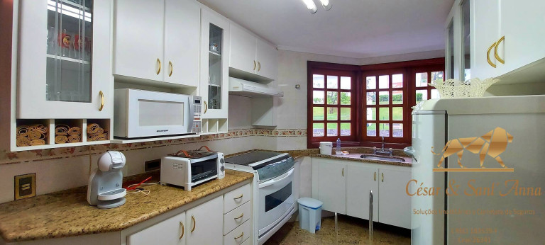 Imagem Apartamento com 4 Quartos à Venda, 226 m² em Capivari - Campos Do Jordão Imagem Apartamento com 4 Quartos à Venda, 226 m² em Capivari - Campos Do Jordão