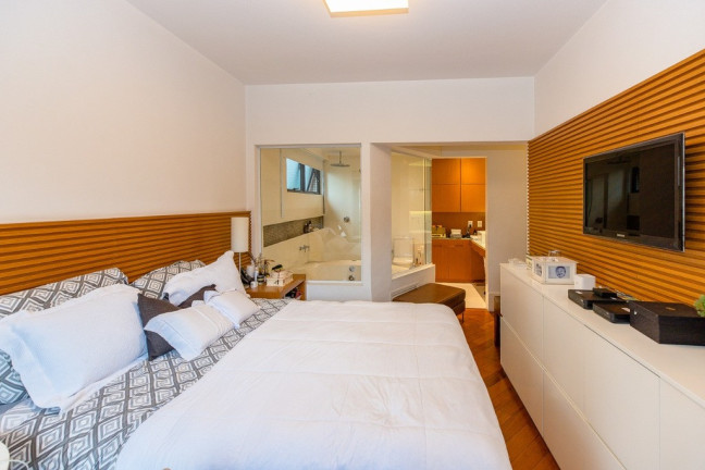 Imagem Imóvel com 3 Quartos à Venda, 205 m² em Vila Mariana - São Paulo
