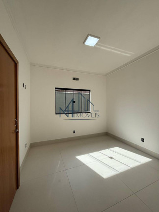 Imagem Sobrado com 3 Quartos à Venda, 186 m² em Residencial Village Garavelo - 2ª Etapa - Aparecida De Goiânia