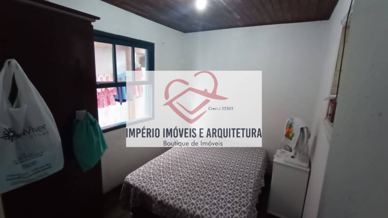 Imagem Casa com 4 Quartos à Venda, em Travessão - Caraguatatuba Imagem Casa com 4 Quartos à Venda, em Travessão - Caraguatatuba