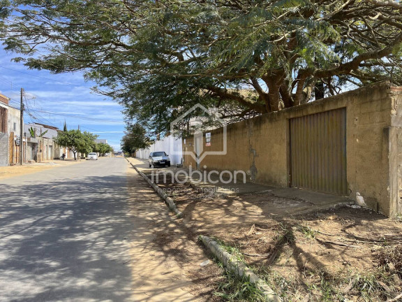 Imagem Terreno à Venda, 859 m² em Boa Vista - Vitória Da Conquista Imagem Terreno à Venda, 859 m² em Boa Vista - Vitória Da Conquista