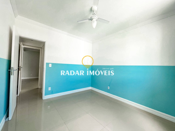 Imagem Apartamento com 3 Quartos à Venda, 208 m² em Algodoal - Cabo Frio