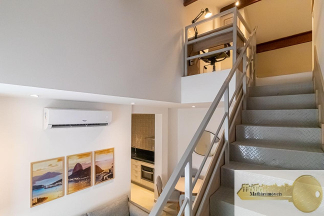 Imagem Apartamento com 2 Quartos à Venda, 68 m² em Copacabana - Rio De Janeiro