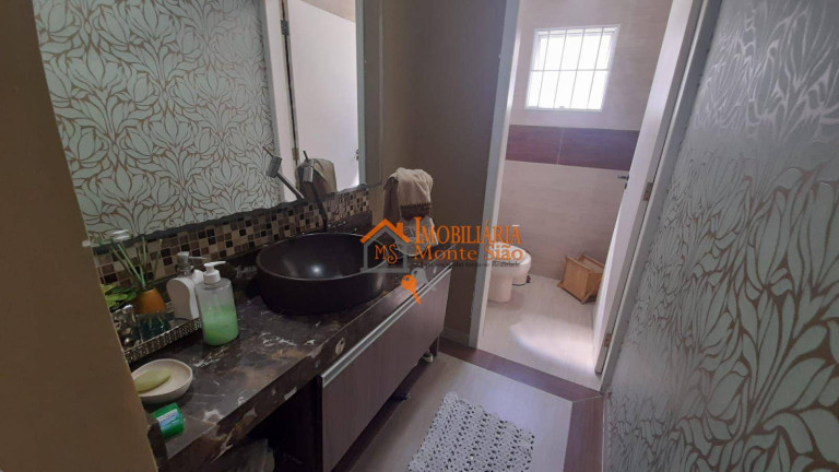 Imagem Sobrado com 3 Quartos à Venda, 380 m² em Jardim Santa Clara - Guarulhos Imagem Sobrado com 3 Quartos à Venda, 380 m² em Jardim Santa Clara - Guarulhos