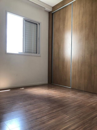 Imagem Imóvel com 3 Quartos à Venda, 80 m² Imagem Imóvel com 3 Quartos à Venda, 80 m²