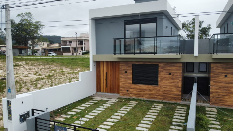 Imagem Casa com 3 Quartos à Venda, 148 m² em Ambrósio - Garopaba