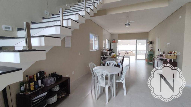 Imagem Sobrado com 4 Quartos à Venda, 250 m² em Santa Júlia - Itanhaém Imagem Sobrado com 4 Quartos à Venda, 250 m² em Santa Júlia - Itanhaém