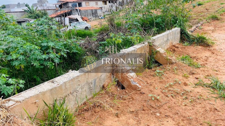 Imagem Terreno à Venda, 1.396 m² em Jardim Santo Antônio - Atibaia Imagem Terreno à Venda, 1.396 m² em Jardim Santo Antônio - Atibaia
