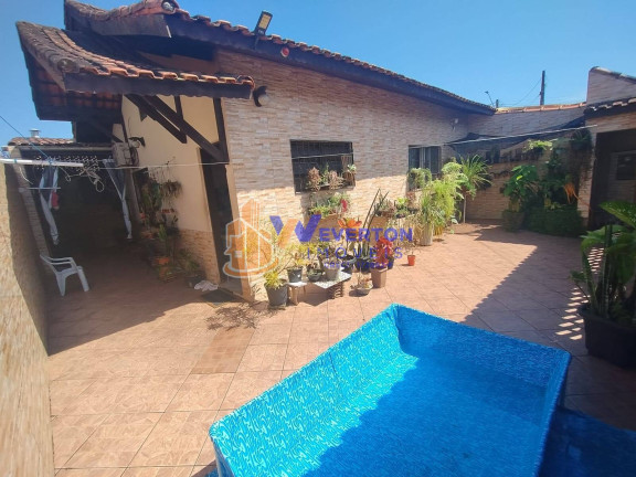 Casa com 2 Quartos à Venda,  em Vila Atlântica - Mongaguá