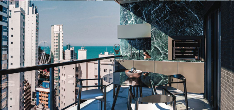 Imagem Apartamento com 3 Quartos à Venda,  em Pioneiros - Balneário Camboriú