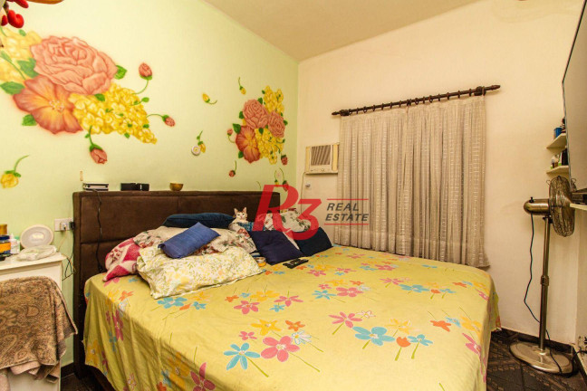 Imagem Casa com 2 Quartos à Venda, 135 m² em Embaré - Santos