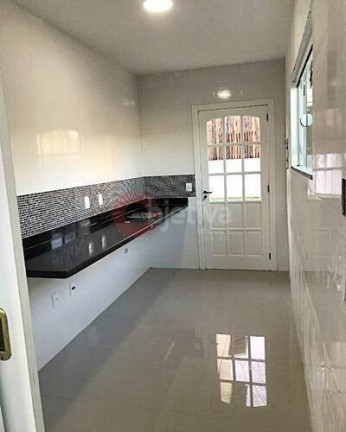 Casa com 3 Quartos à Venda, 396 m² em Rasa - Búzios