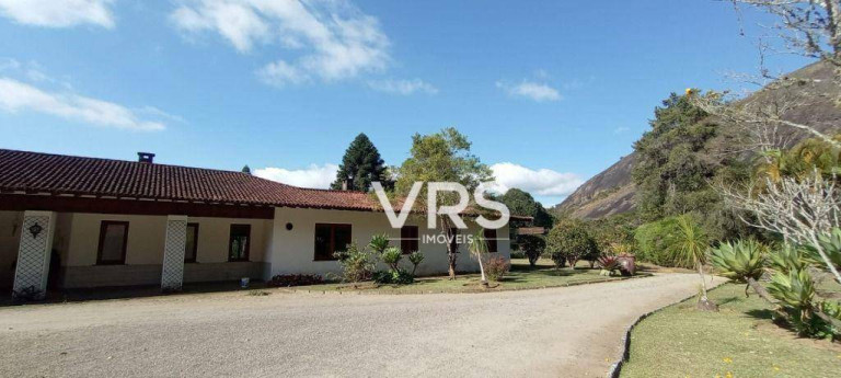Casa com 6 Quartos à Venda, 844 m² em Quebra Frascos - Teresópolis