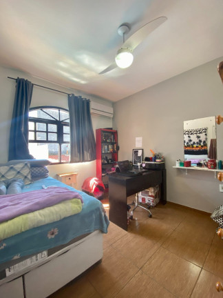 Imagem Casa com 4 Quartos à Venda, 250 m² em Barreiros - São José Imagem Casa com 4 Quartos à Venda, 250 m² em Barreiros - São José