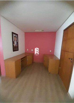 Imagem Casa com 5 Quartos à Venda, 253 m² em Nossa Senhora Do Rosário - Santa Maria Imagem Casa com 5 Quartos à Venda, 253 m² em Nossa Senhora Do Rosário - Santa Maria