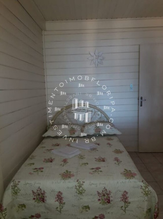 Imagem Sobrado com 3 Quartos à Venda, 398 m² em Canasvieiras - Florianópolis