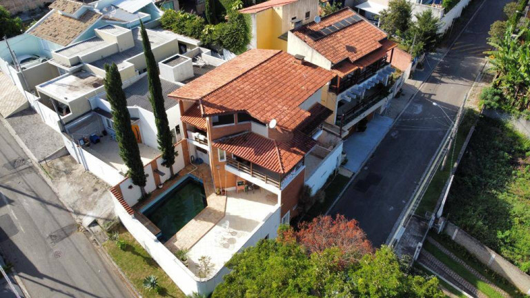 Imagem Casa com 3 Quartos à Venda, 220 m² em Jardim Das Flores - Atibaia
