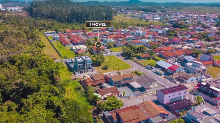Imagem Sobrado com 3 Quartos à Venda, 253 m² em Los Angeles - Barra Velha