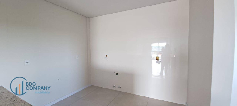 Imagem Apartamento com 2 Quartos para Alugar, 88 m² em Jardim Califórnia - Irati Imagem Apartamento com 2 Quartos para Alugar, 88 m² em Jardim Califórnia - Irati
