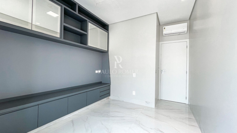 Imagem Casa com 3 Quartos à Venda, 207 m² em Residencial Goiânia Golfe Clube - Goiânia Imagem Casa com 3 Quartos à Venda, 207 m² em Residencial Goiânia Golfe Clube - Goiânia