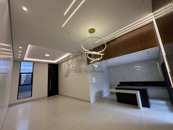 Imagem Casa com 3 Quartos à Venda, 300 m² em Morada Do Sol - Montes Claros