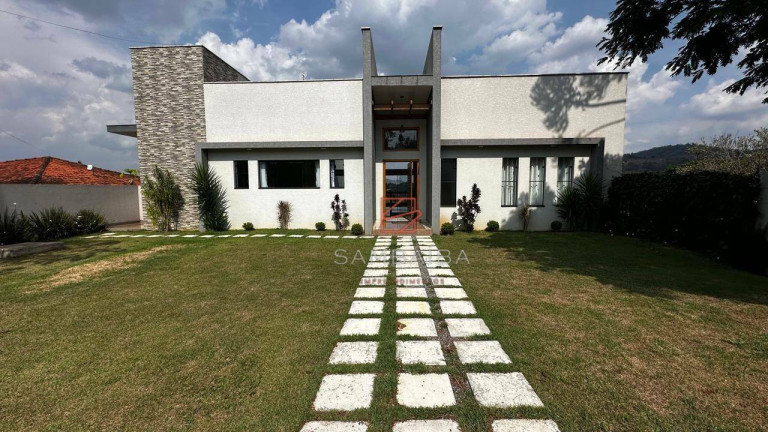 Casa com 4 Quartos à Venda, 400 m² em Novo Horizonte - Piracaia