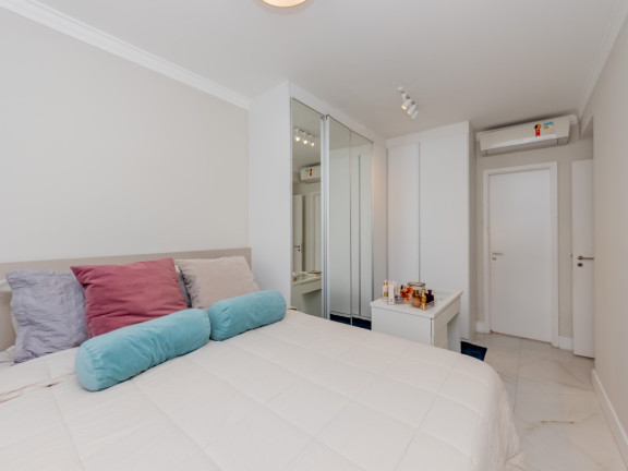 Imagem Apartamento com 2 Quartos à Venda, 74 m² em Aclimação - São Paulo Imagem Apartamento com 2 Quartos à Venda, 74 m² em Aclimação - São Paulo
