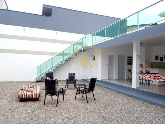 Casa com 3 Quartos à Venda, 228 m² em Praia Do Sonho - Palhoça