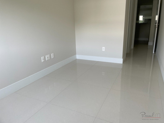 Imagem Apartamento com 6 Quartos à Venda, 333 m² em Jurerê Internacional - Florianópolis Imagem Apartamento com 6 Quartos à Venda, 333 m² em Jurerê Internacional - Florianópolis