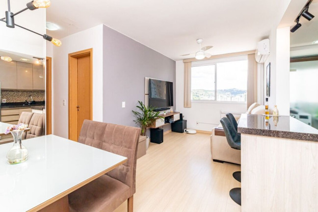 Imagem Apartamento com 2 Quartos à Venda, 52 m² em Jardim Carvalho - Porto Alegre