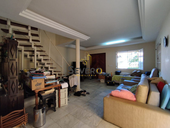 Imagem Casa com 3 Quartos à Venda, 360 m² em Piratininga - Niterói
