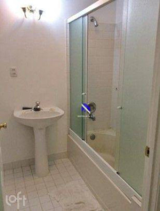 Imagem Casa com 4 Quartos à Venda, 221 m² em Campo Belo - São Paulo Imagem Casa com 4 Quartos à Venda, 221 m² em Campo Belo - São Paulo