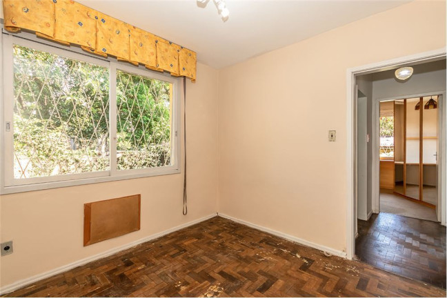 Imagem Casa com 3 Quartos à Venda, em Santa Tereza - Porto Alegre Imagem Casa com 3 Quartos à Venda, em Santa Tereza - Porto Alegre